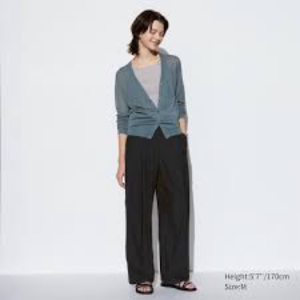 Uniqlo AIRism Wide Leg Ultra-Stretch Pants